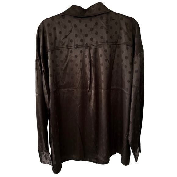 Le Lis Collection Tone On Tone Black Polka Dot Silky Top Large Holiday Classic - Picture 2 of 8